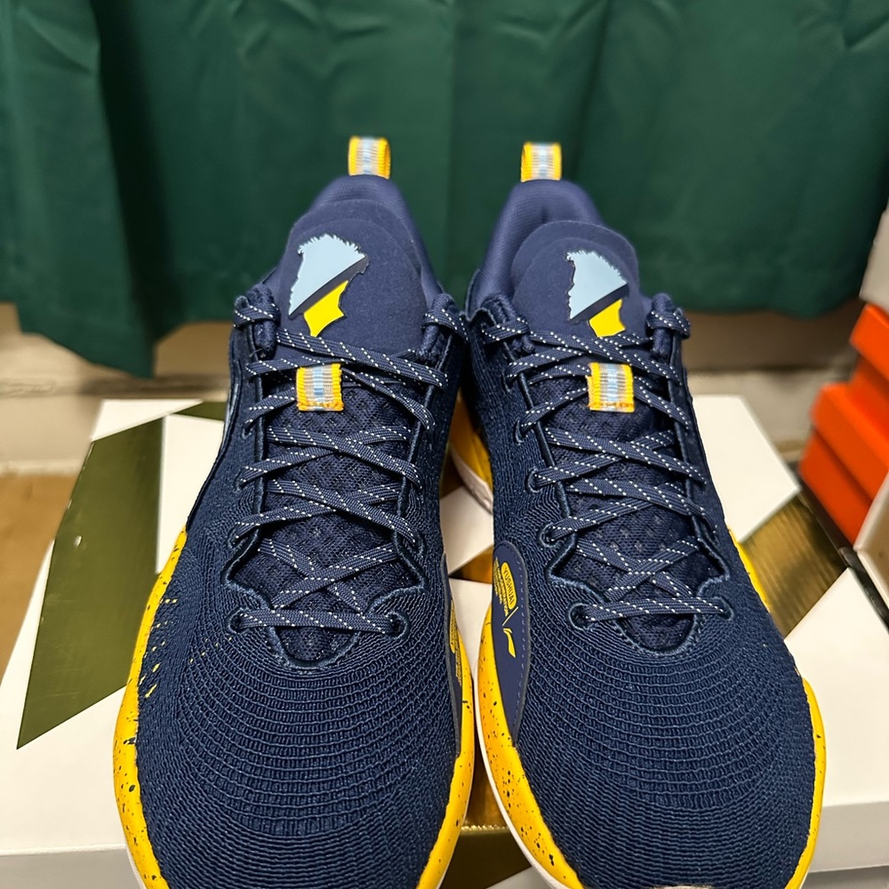 Li Ning Yushuai 15 V2  Jimmy Butler PE College NCAA - Picture 2 of 6